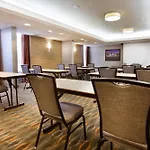 Drury Inn & Suites Kansas City Airport